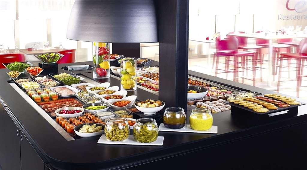 The Originals City Hotel La Verriere-Yvelines מסעדה תמונה