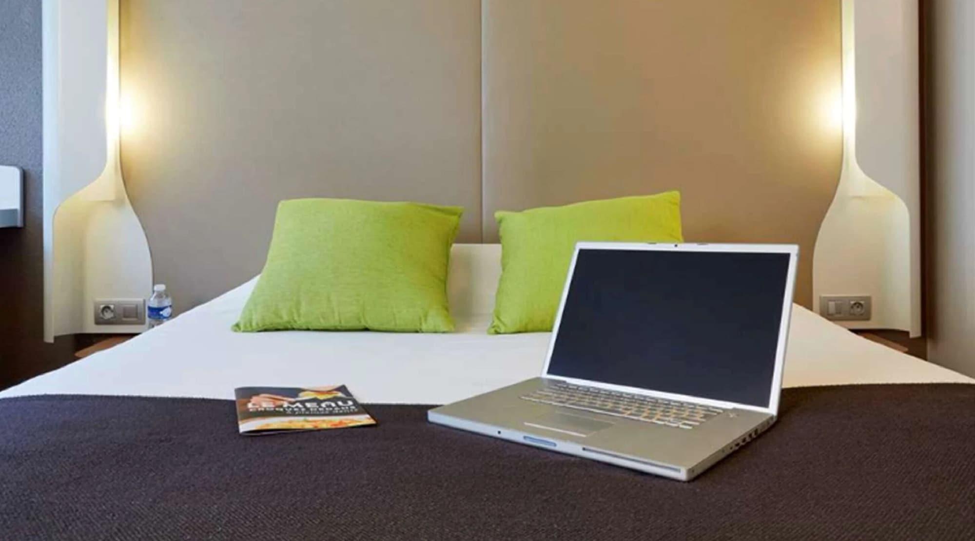 The Originals City Hotel La Verriere-Yvelines מראה חיצוני תמונה