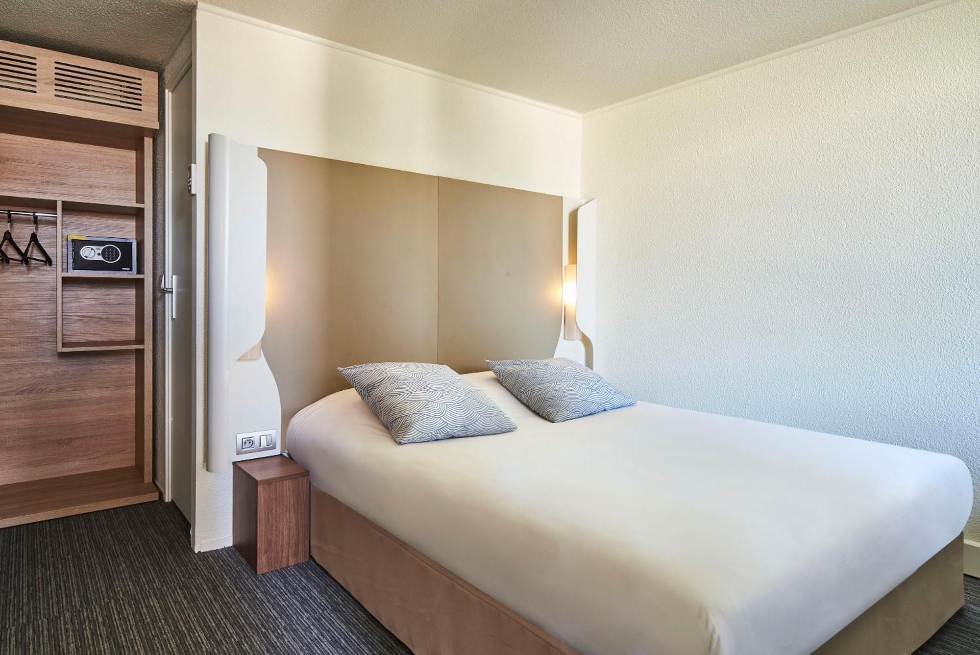 The Originals City Hotel La Verriere-Yvelines מראה חיצוני תמונה