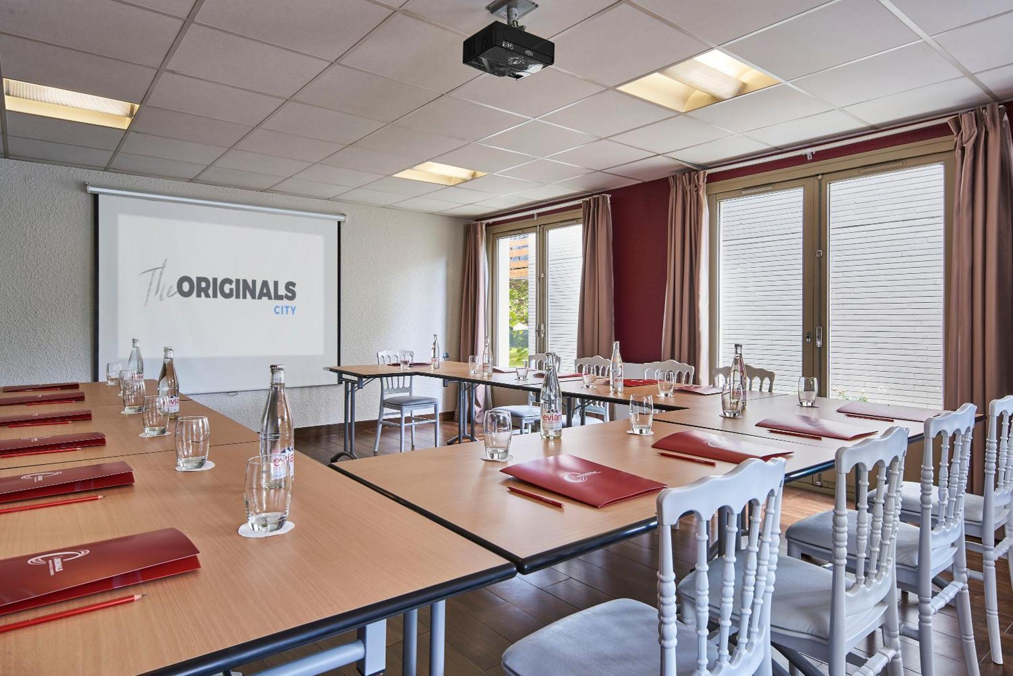 The Originals City Hotel La Verriere-Yvelines מראה חיצוני תמונה