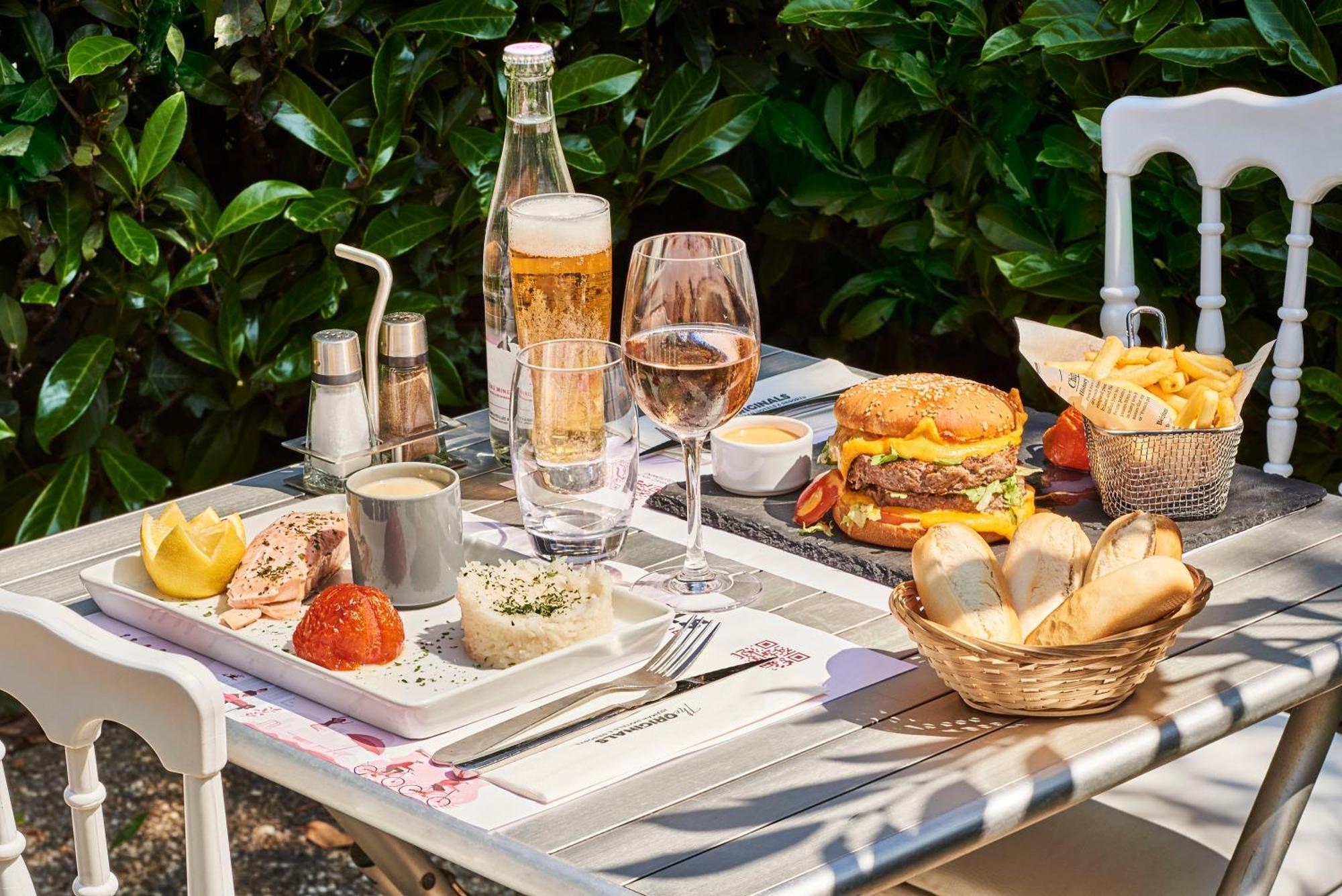 The Originals City Hotel La Verriere-Yvelines מראה חיצוני תמונה
